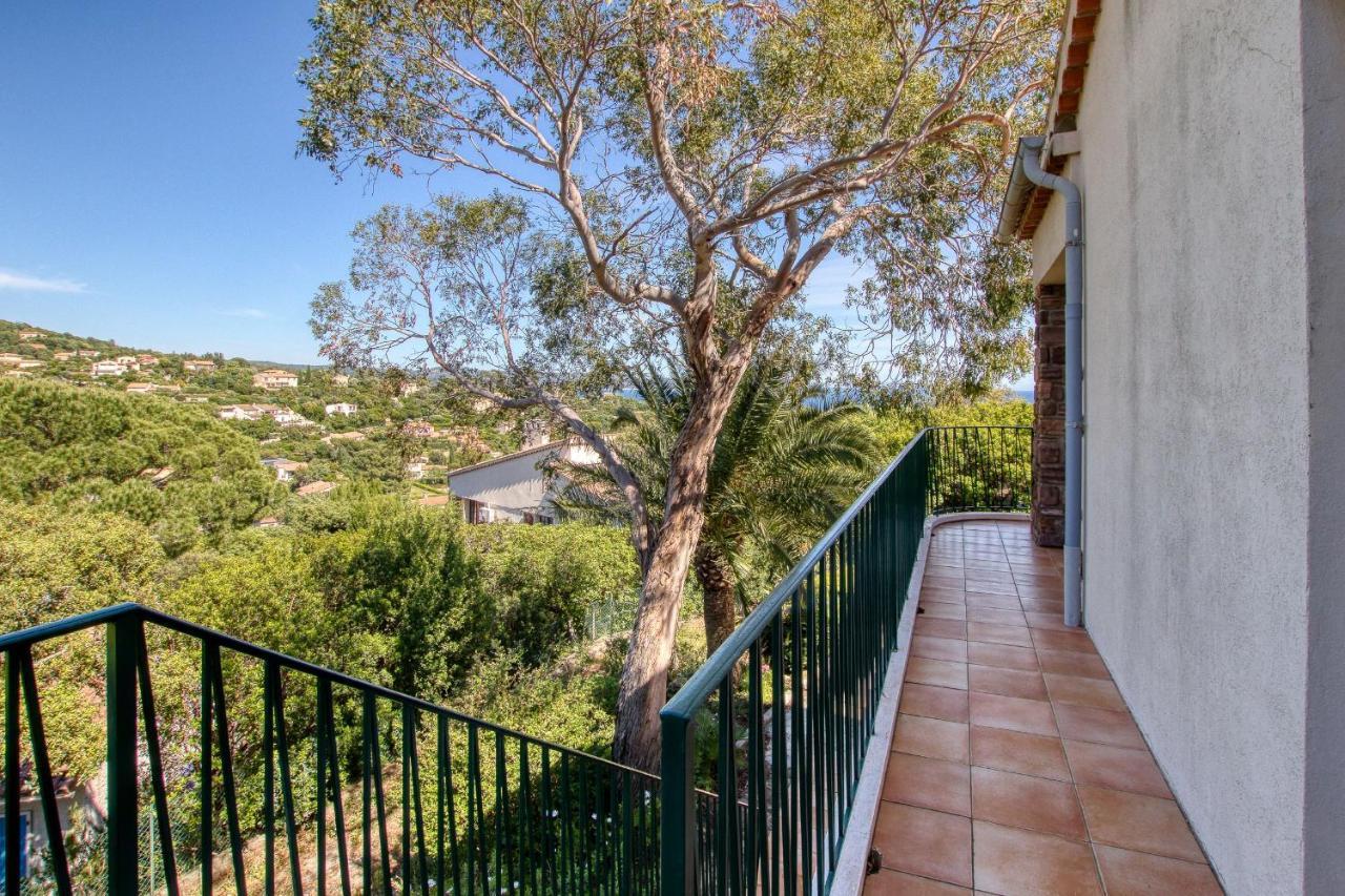 Villa Cavalaire Sur Mer Екстериор снимка