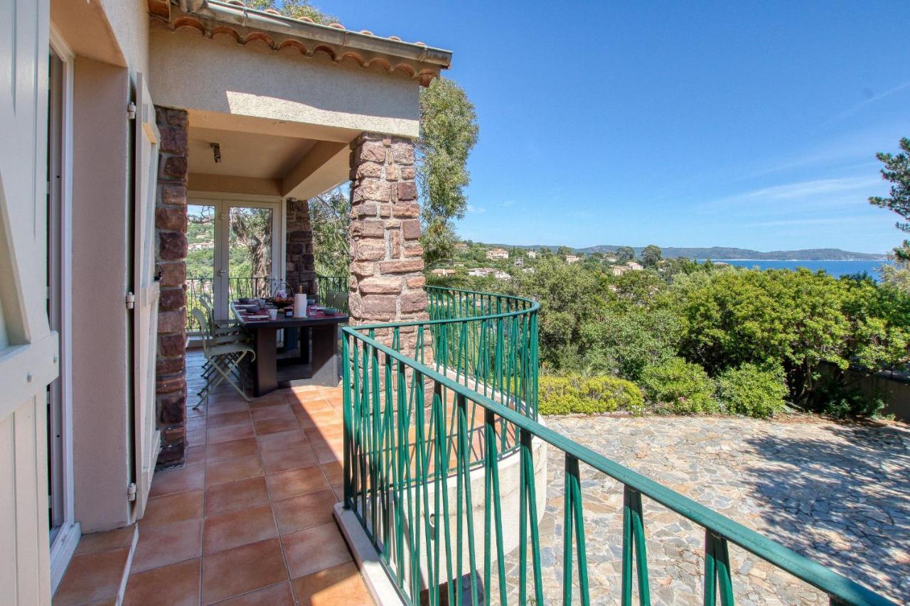 Villa Cavalaire Sur Mer Екстериор снимка