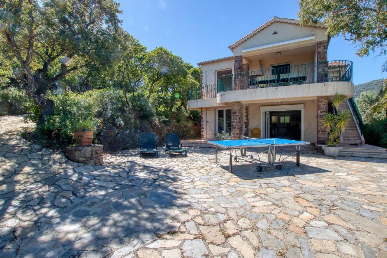 Villa Cavalaire Sur Mer Екстериор снимка