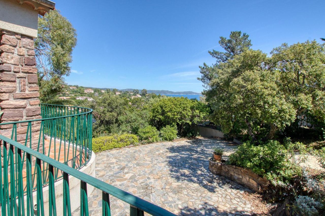 Villa Cavalaire Sur Mer Екстериор снимка